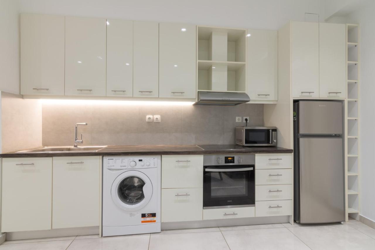 Classic One Bedroom Apartment B Афины Экстерьер фото